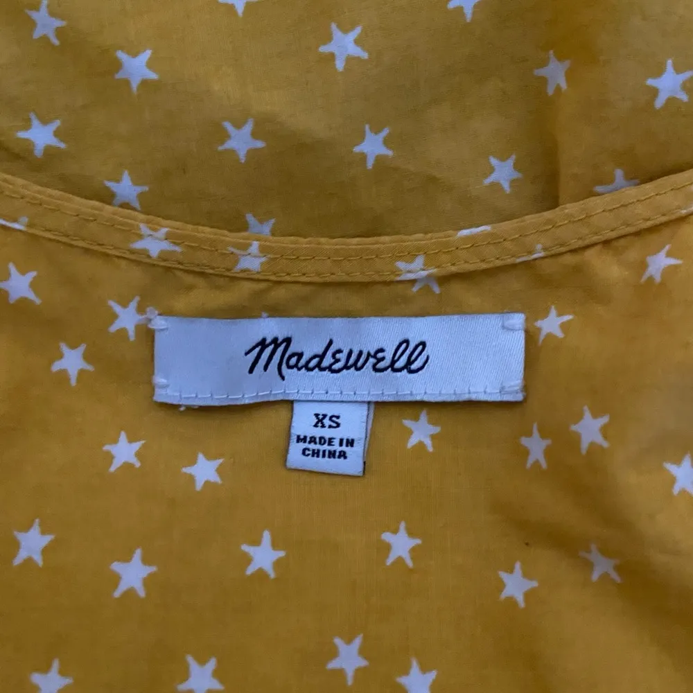 Madewell wrap top in Star Scatter yellow w/white stars size XS. - Image 4