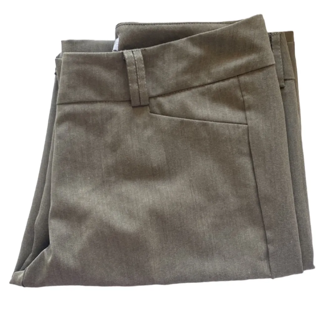 New York‎ & Company Women’s Stretch Dress Pants
Size 8 Average
80% Polyester - Image 7