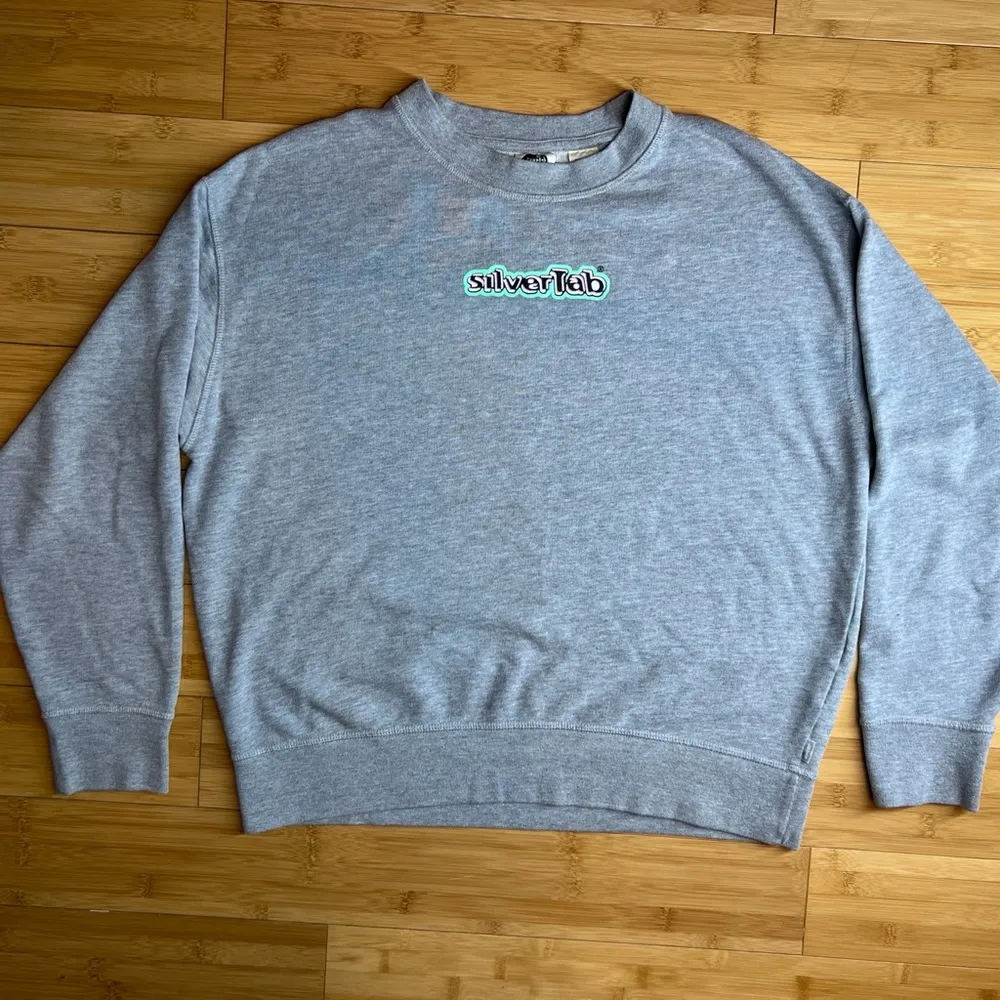 Levi's® Silvertab Logo Crewneck Pullover Sweatshirt Size: L|comfy & versatile - Image 10