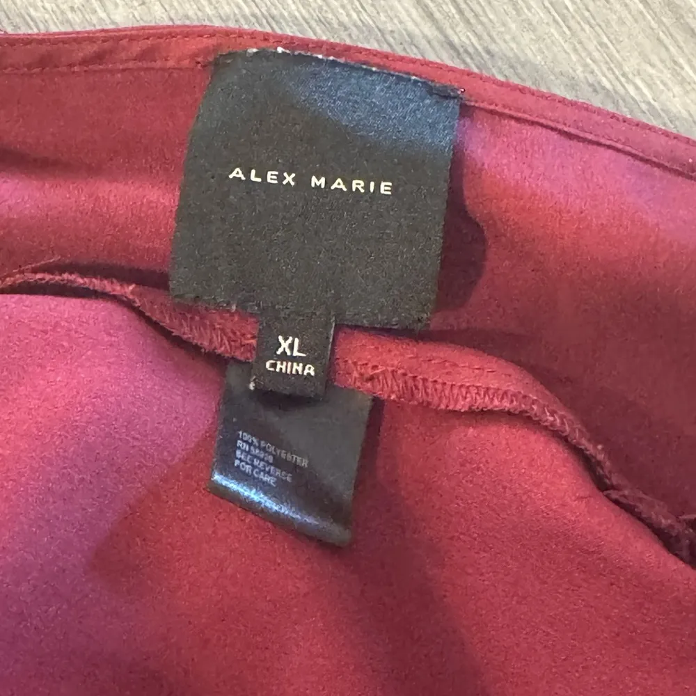 Alex Marie Halie Knit Bell Sleeve Top  Size XL  Long Sleeve Round Neck. - Image 6