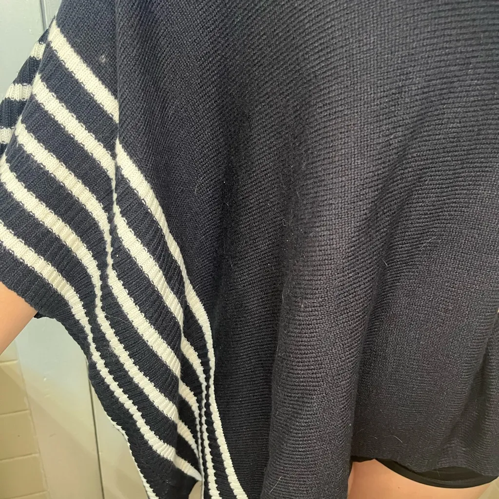 Black and White Striped Women's Sweater - Image 3