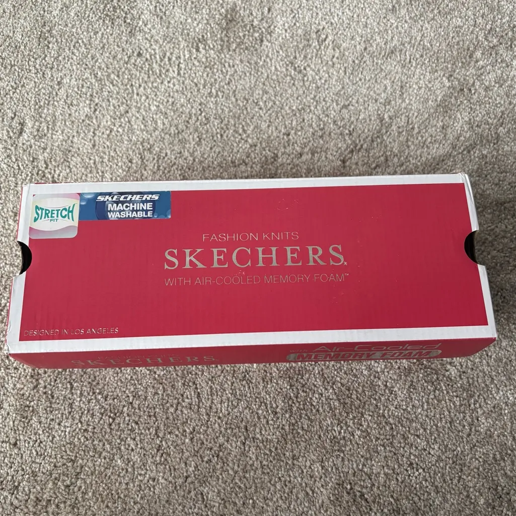 Skechers Air Cooled Memory Foam Cleo Ballet Flats Honeycomb Dark Taupe NWT - Image 2