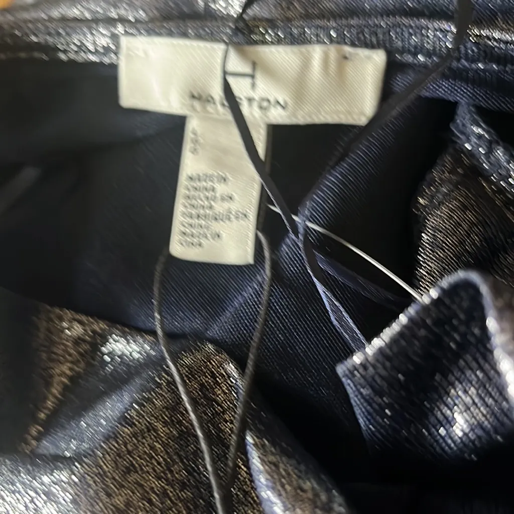 NWT H Halston  Long Sleeve Raglan Gathered Neck Pullover Silver Evening - Image 9