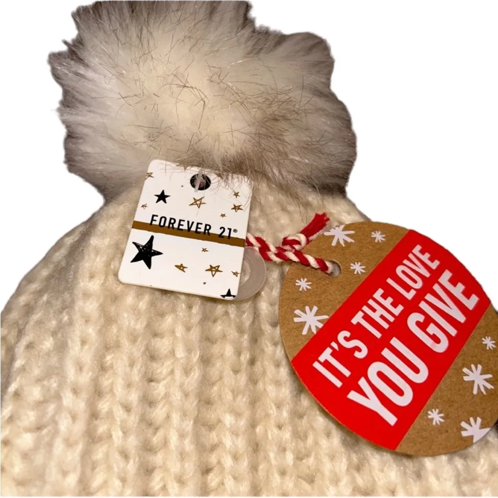 NEW Forever 21 Cream White Beanie Hat with Puffball Women’s One Size Winter Warm - Image 2