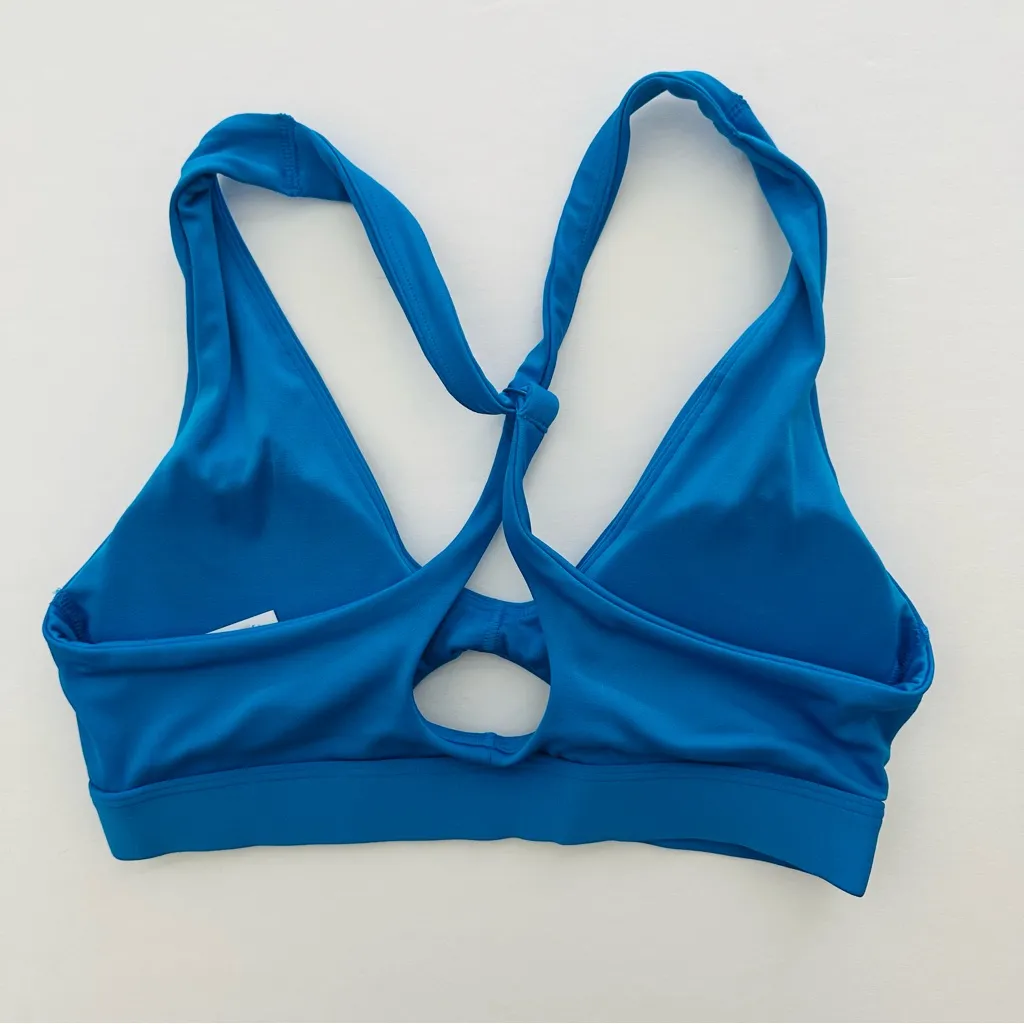 Gymshark Whitney Shorts & Peek A Boo Sports Bra Set - Image 3