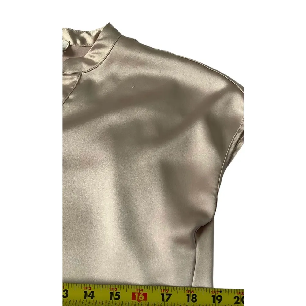 Nicole Miller Champagne Satin Short Sleeve Top Size S | 41-60 - Image 6