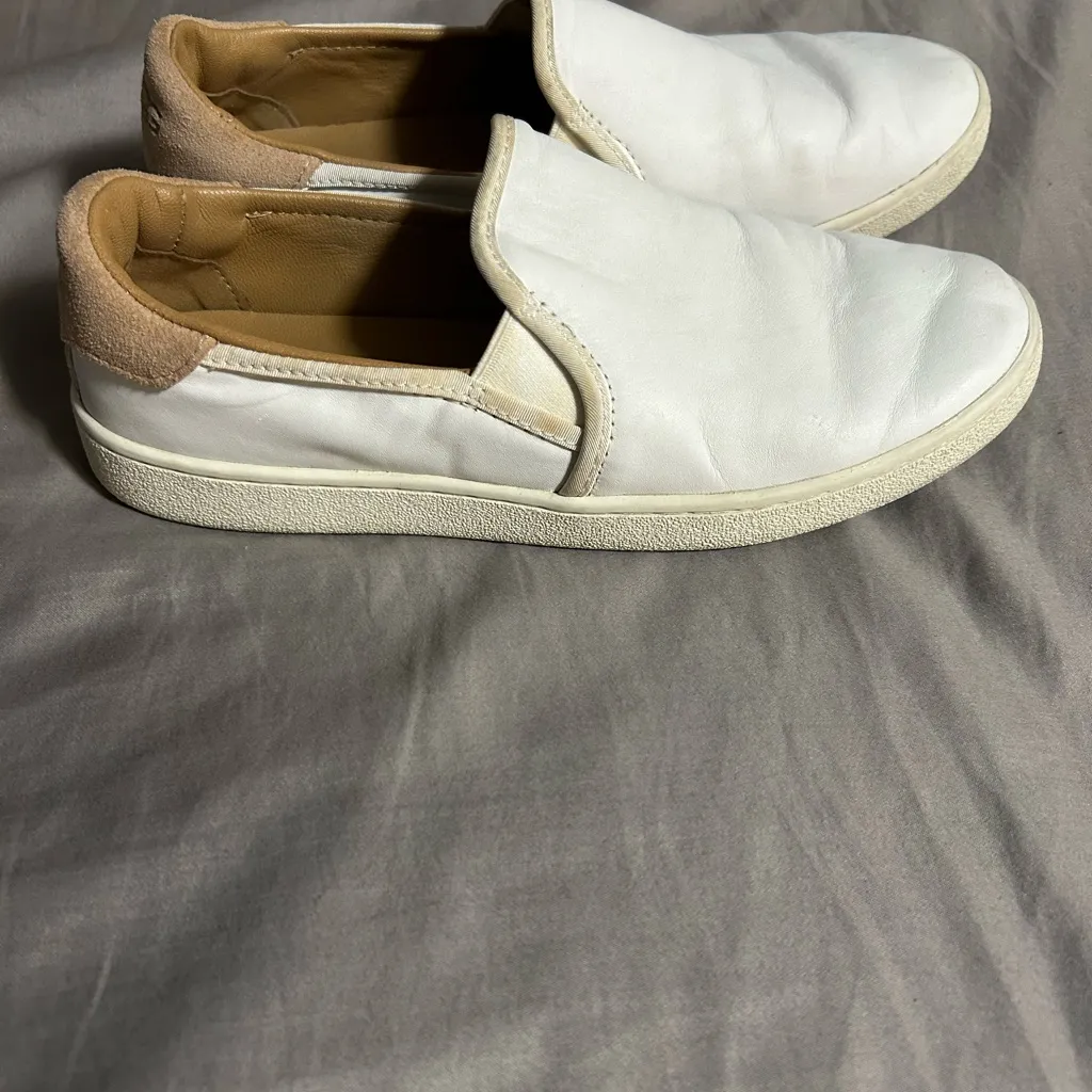 UGG Cas White Slip-On Women's Sneakers - Image 4