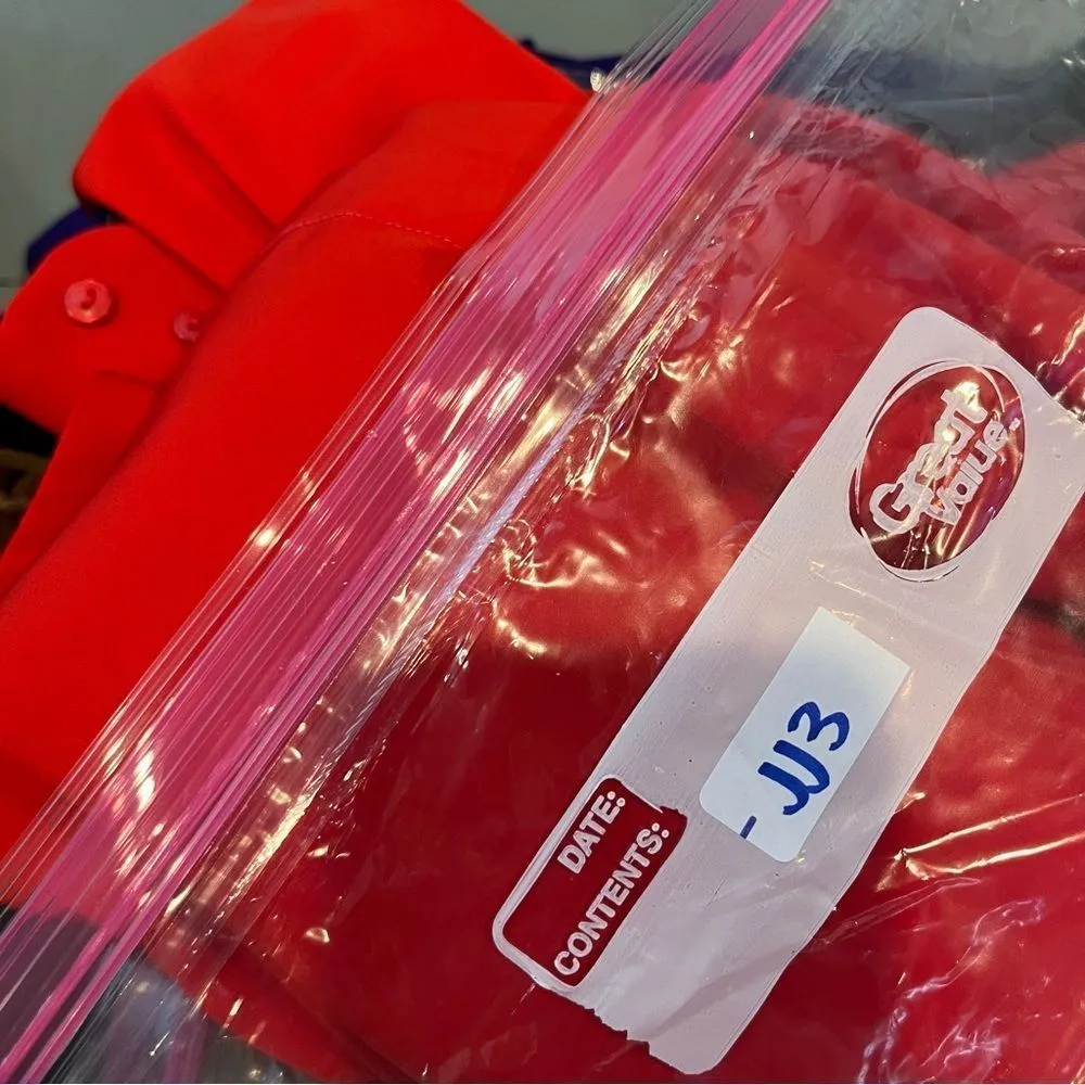 Pendleton Country sophisticates by  | women red button down blouse vintage - Image 12