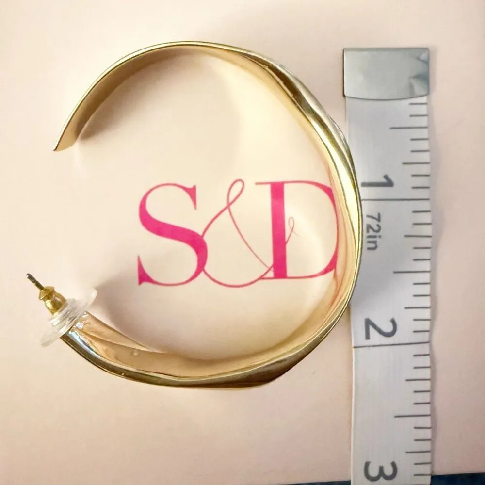 STELLA & DOT | Gold Tone Flat Folded Hoop Oversized Earrings Earring Set - Image 3