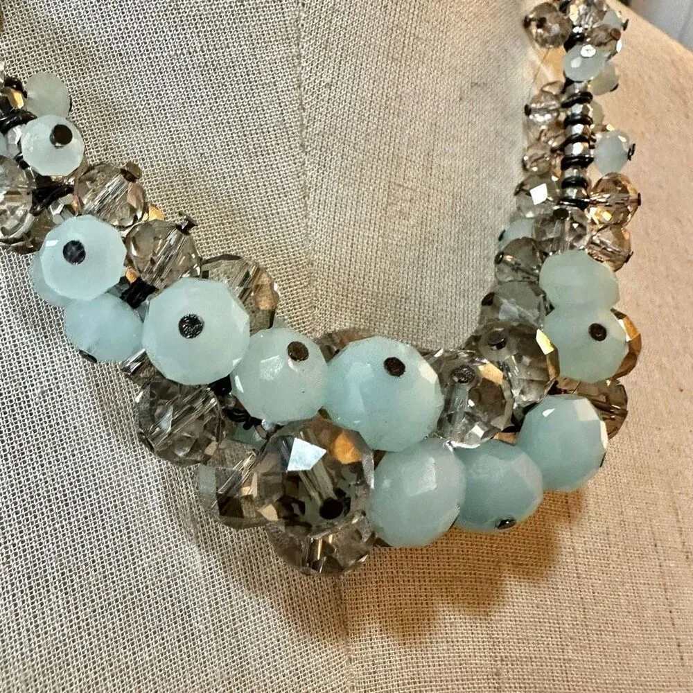 Vera Wang blue and silver tone Cluster Necklace - Image 3