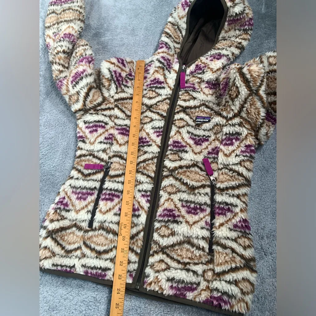 Patagonia  deep pile Aztec fleece jacket small - Image 13