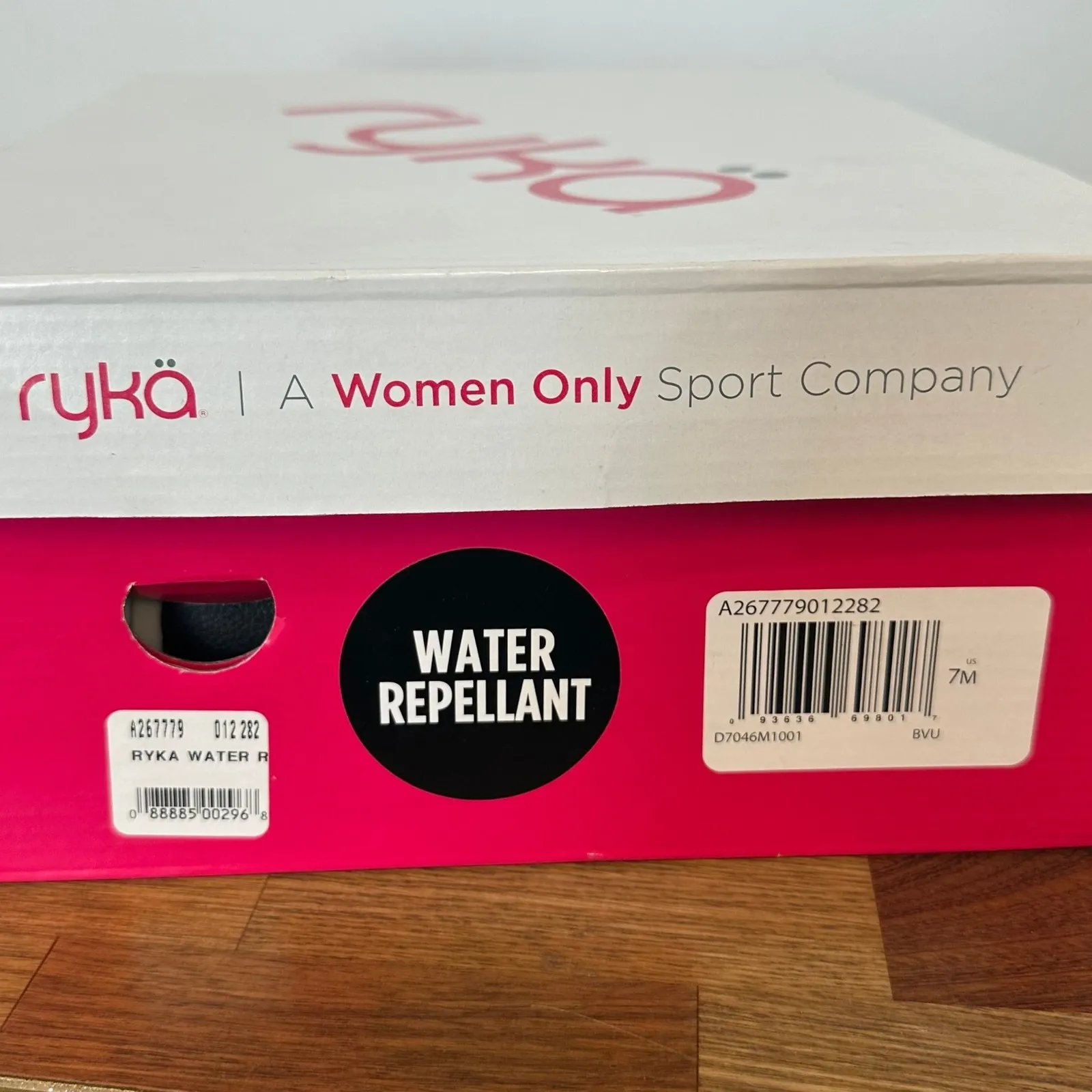 RYKA Womens Boots 7 Water Repellant Ankle Lace Outerwear Chukka Quilted Black - Image 2