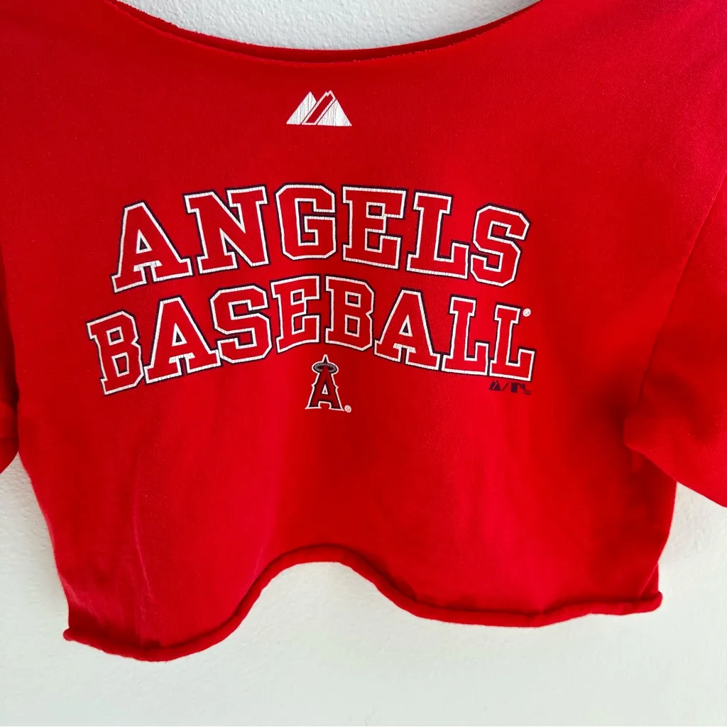 Angels MLB Off The Shoulder Cropped T-shirt - Image 2