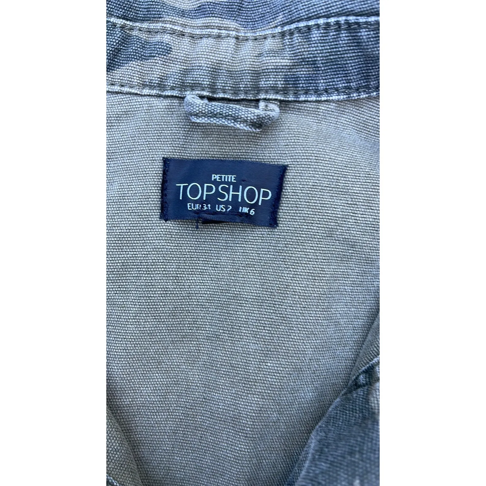 Topshop Camouflage print lightweight jacket size 2 Petite (chest 36) - Image 4