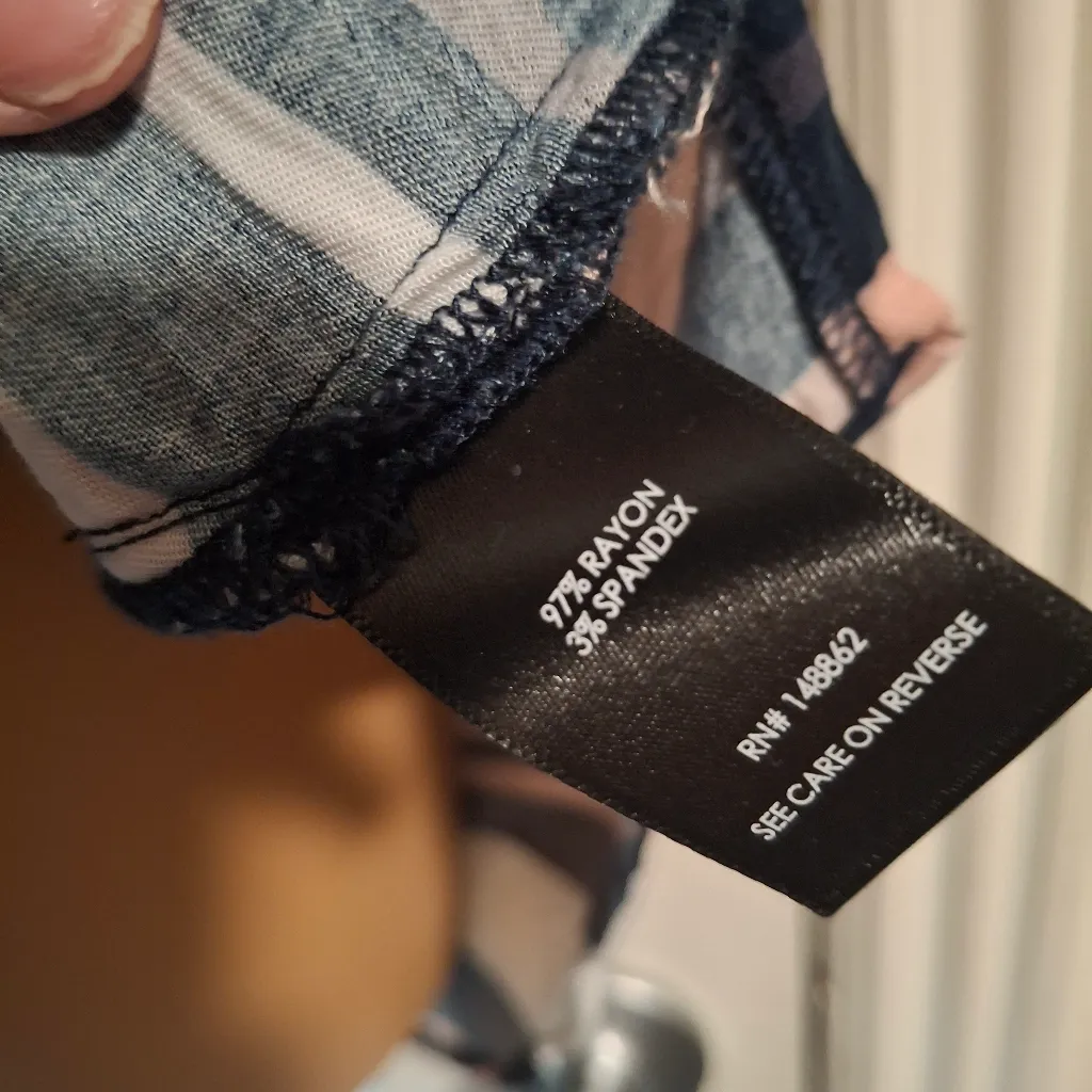 Torrid Sz 3 Striped Button-Up Women's Top - Image 8