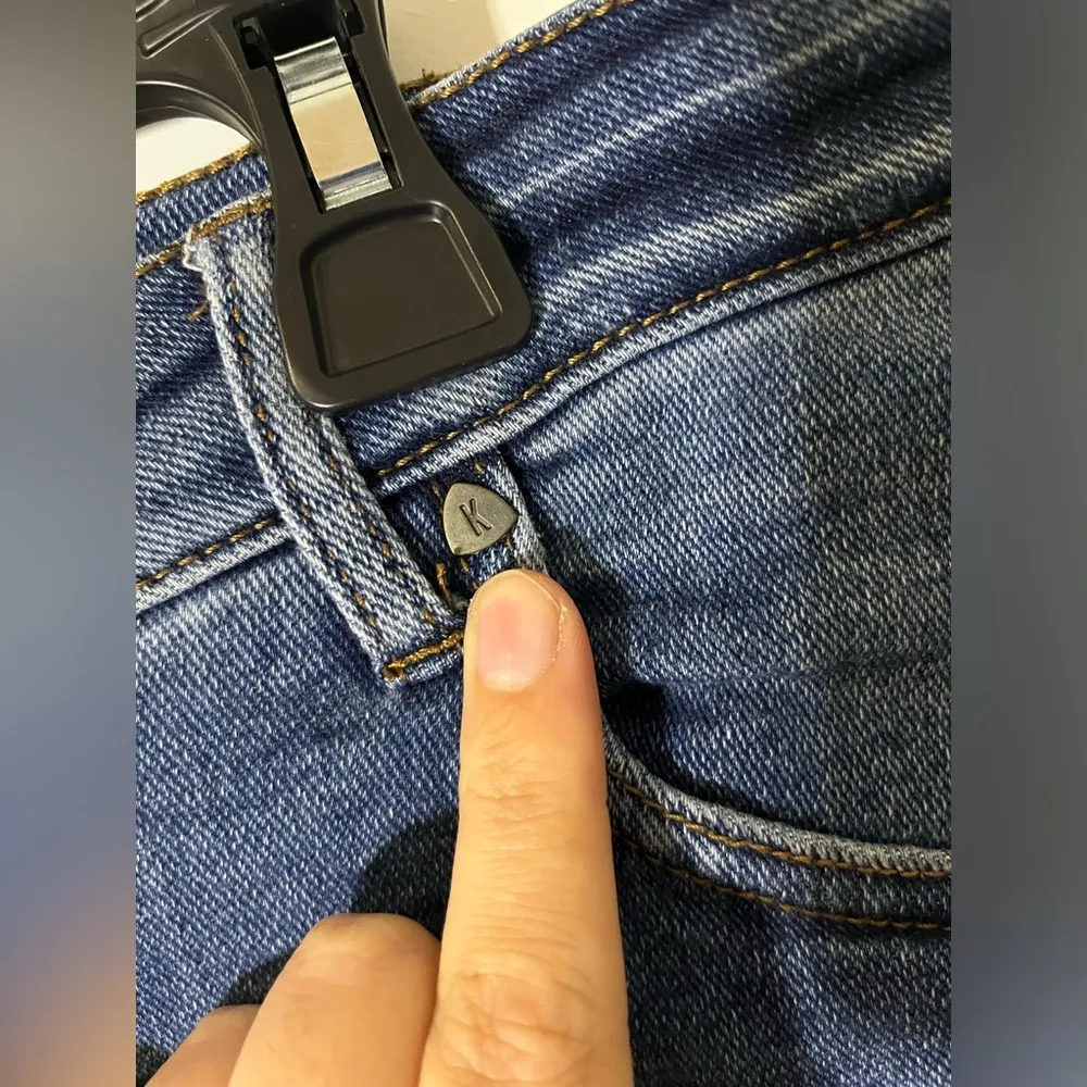 Kut From The Kloth Distressed Blue Cuffed Denim Pocket Biker Thigh Shorts Sz 18W - Image 10