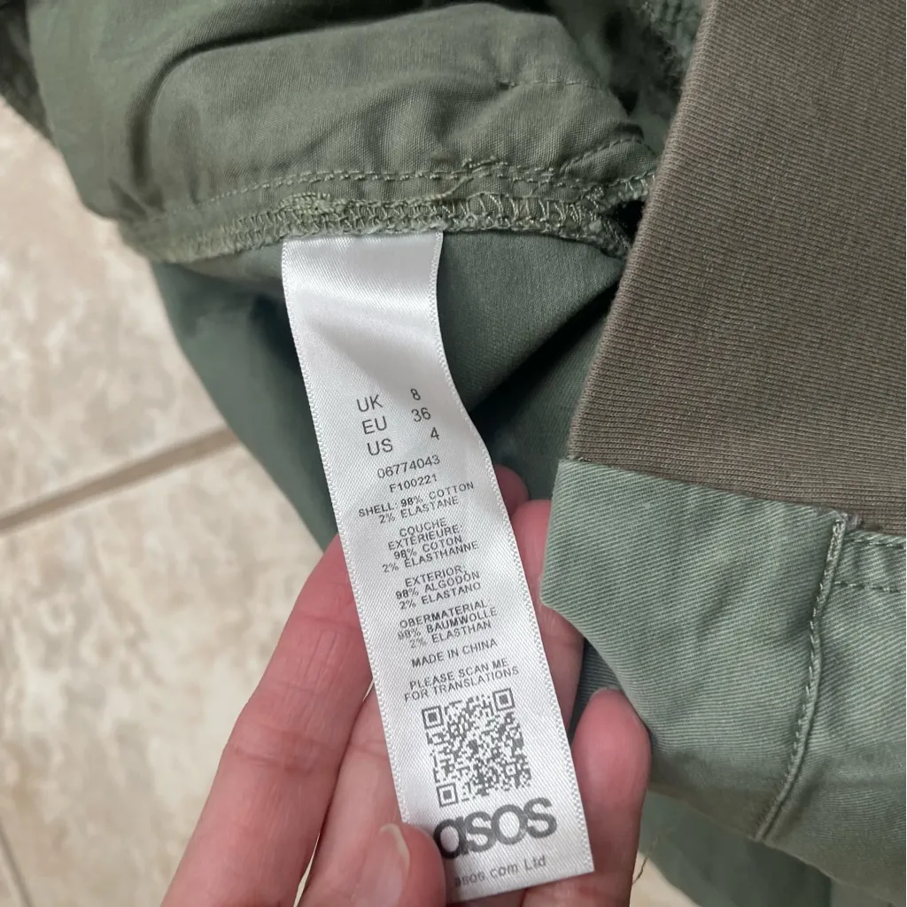 Women's ASOS Green Cargo Pleated Pants,‎ Size 4, NWt STRETCH WAIST military - Image 12