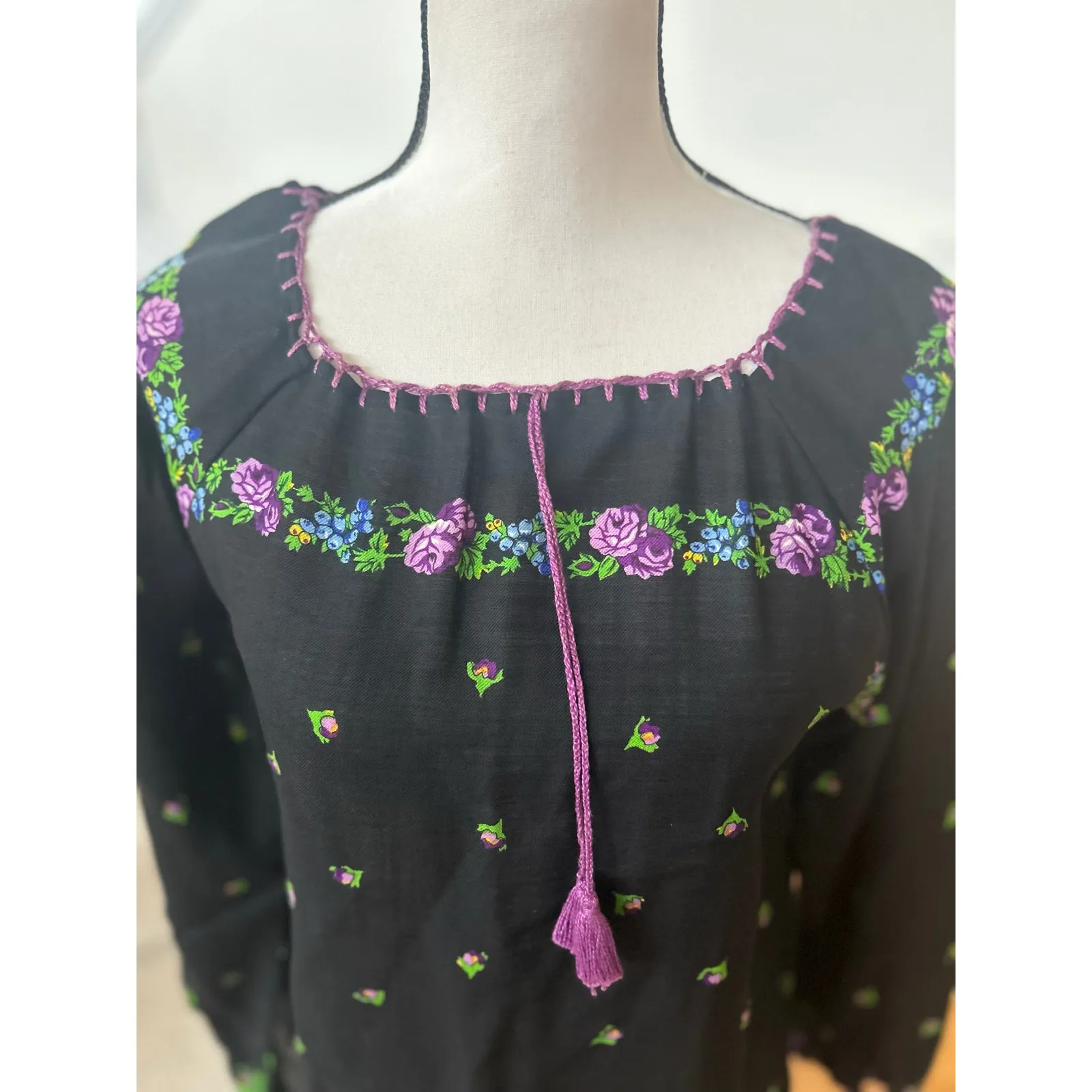 Vintage 60s 70s Lord & Taylor Black Blouson Purple Floral Mini Dress Cottage - Image 4