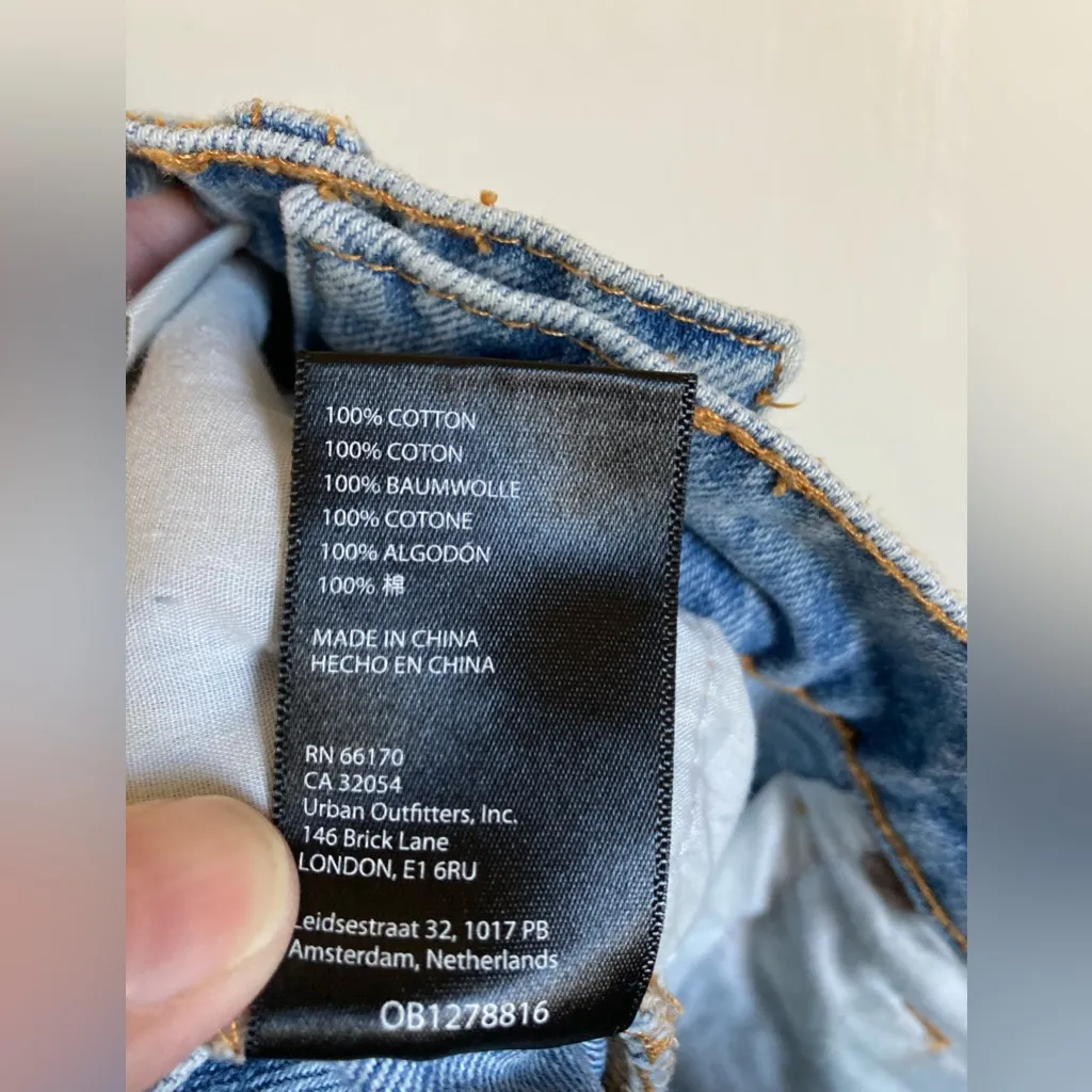 BDG Light Wash Ripped Cowboy Jean Chewed Up Raw Hem Denim Jean #Br - Image 4