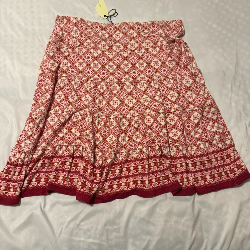 Sophie Max NWT  Red Patterned Women's Skirt - Image 4