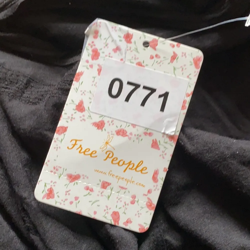 Free People Movement Black Racerback Tabk Top Size Small - Image 10