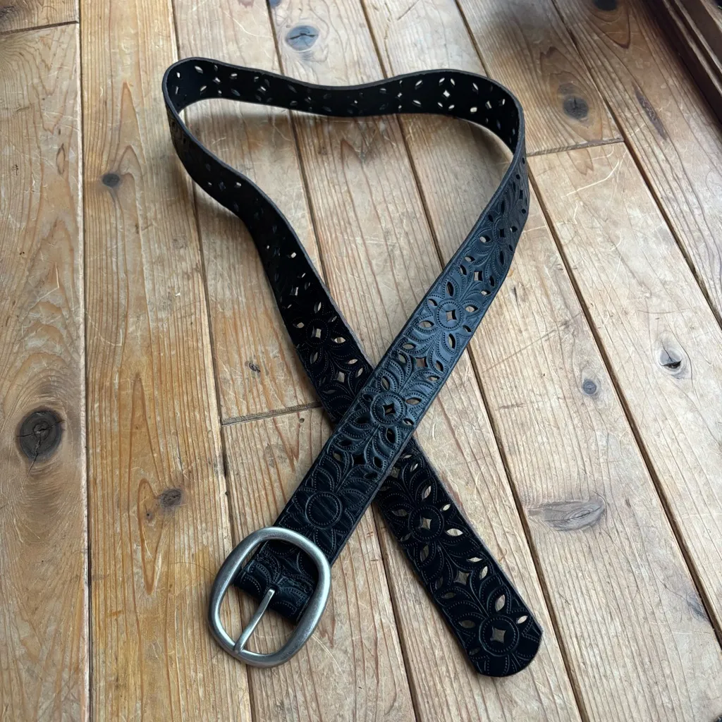 Fossil Black Belt with Silver Buckle and Engraved Details - Image 5