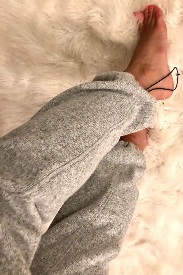 Nike Drawstring Cuff Sweatpants  - Image 2