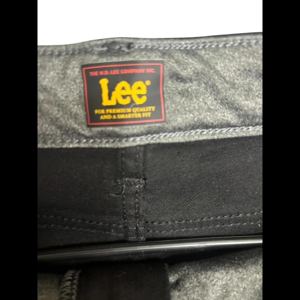 Women’s Lee Black Bootcut Jeans Size 8 Long - Image 3