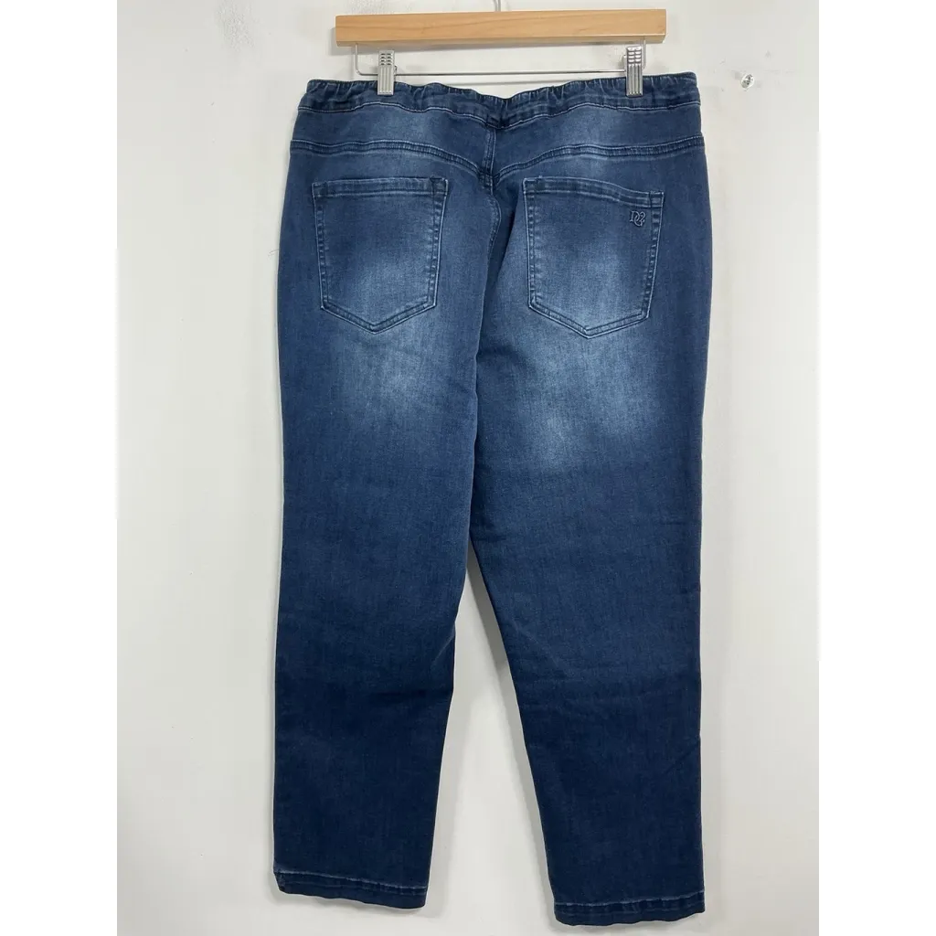 Womans DG2 New Classic Stretch Pullon Capri Blue Jeans XLT Size XL - Image 2