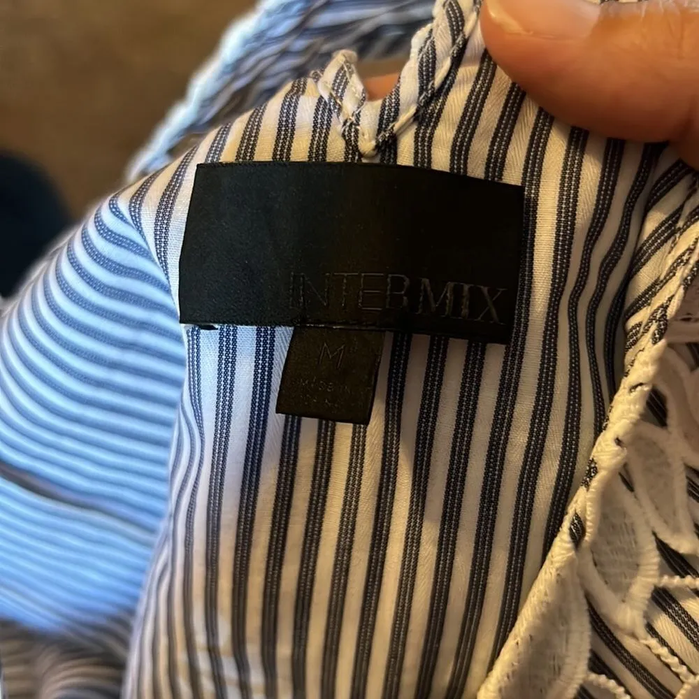 Intermix medium blouse - Image 7