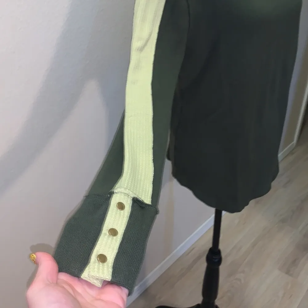 Bohme  dark green lime green ribbed long sleeve shirt - Image 3