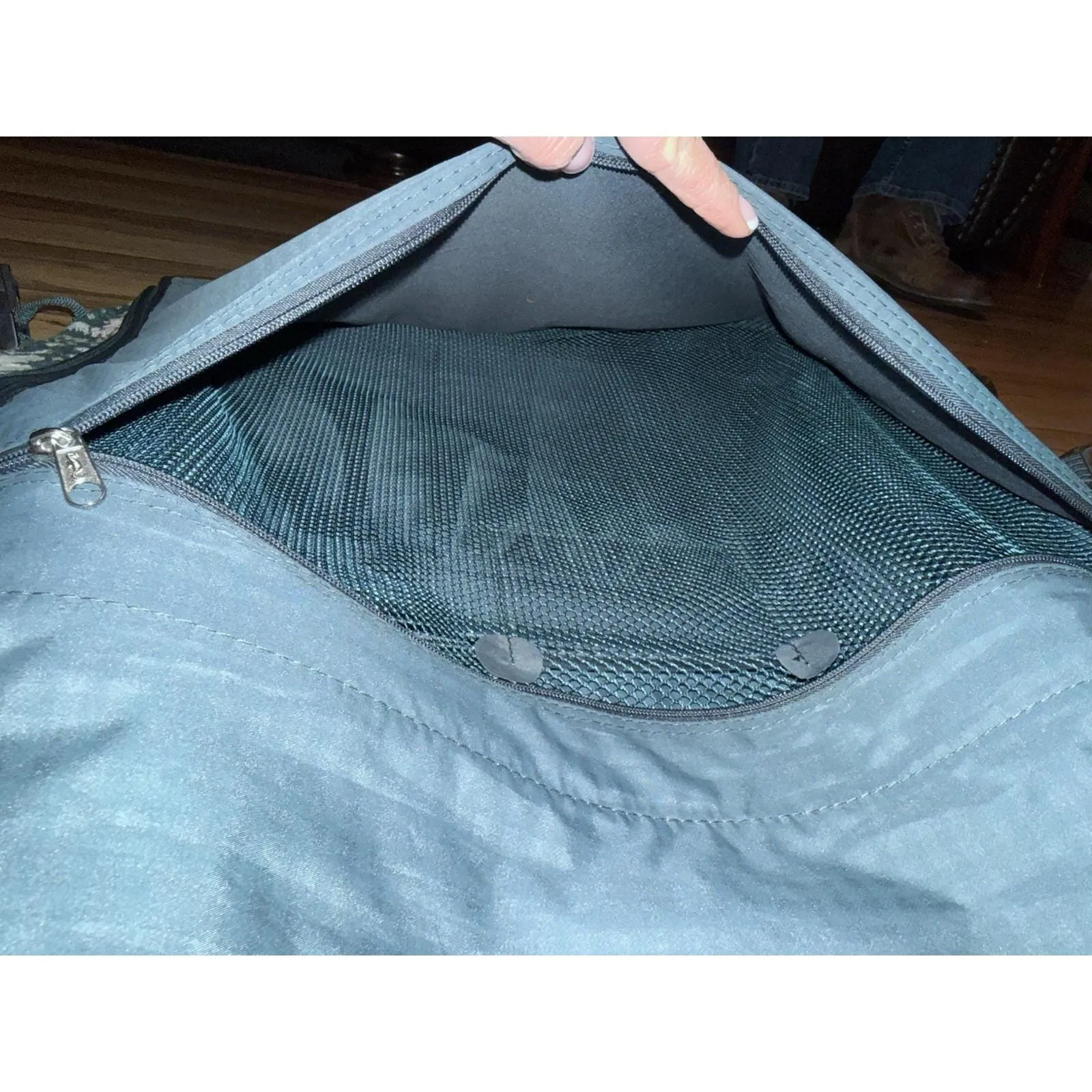 VTG Atlantic Suitcase Tapestry Green Floral Wheeled Rolling Wardrobe Rare USA - Image 12