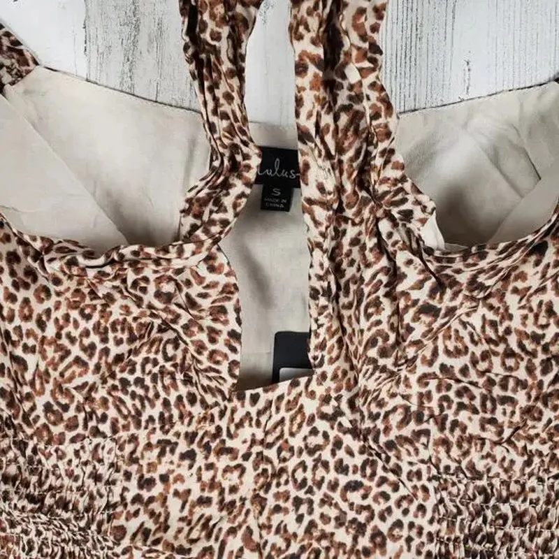 NWT Lulu's Fiercely In Love Leopard Print Tie Front Crop Top Women's Size Small - Image 6