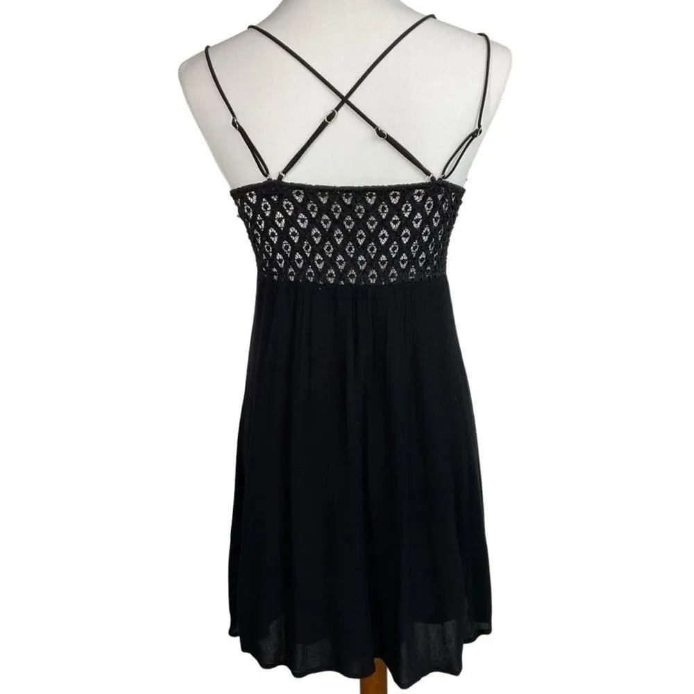 Mi Ami Black Lace Crochet Strappy Sleeveless Fit and Flare Dress Medium - Image 5
