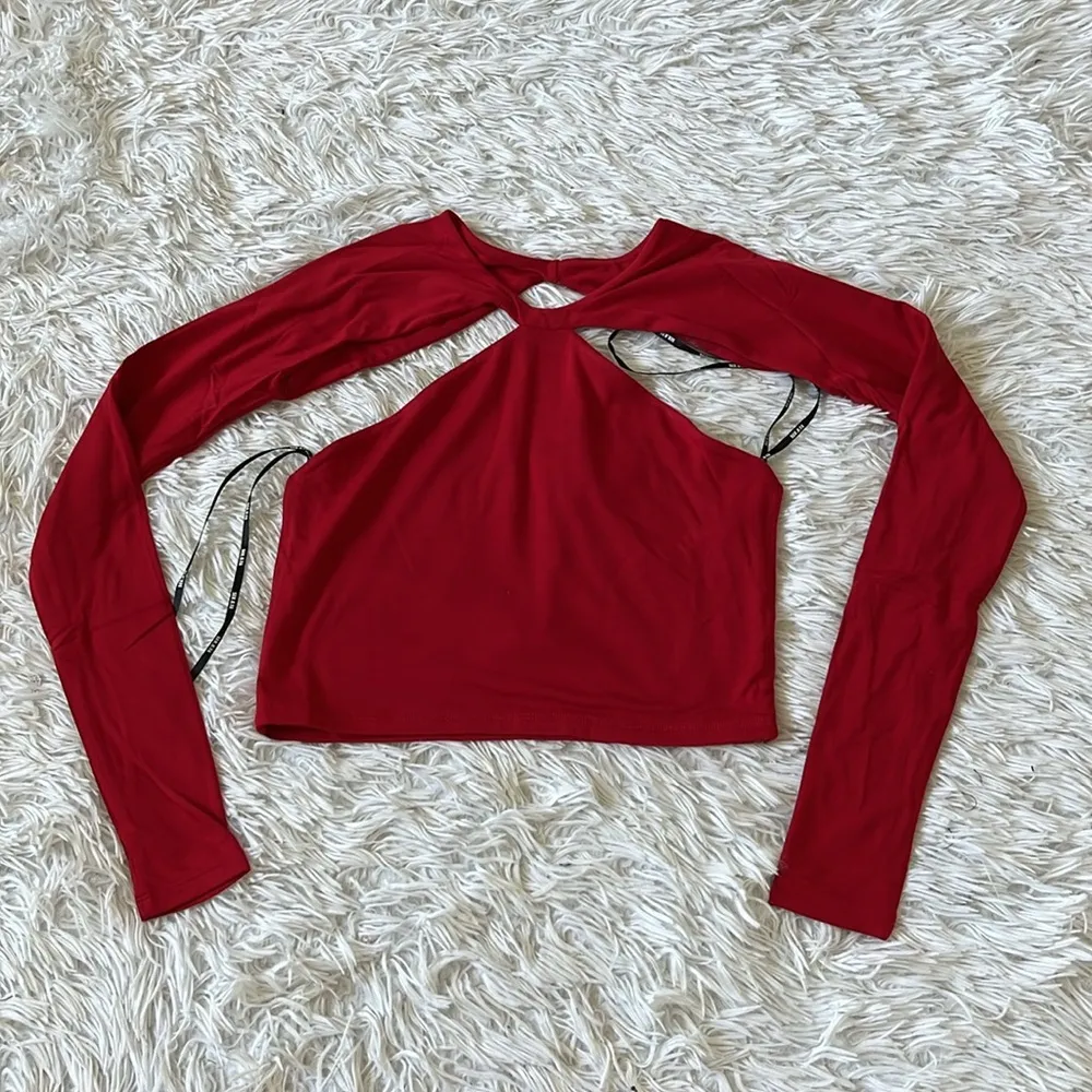 SER.O.YA Women’s Sierra top in Red size Small - Image 5