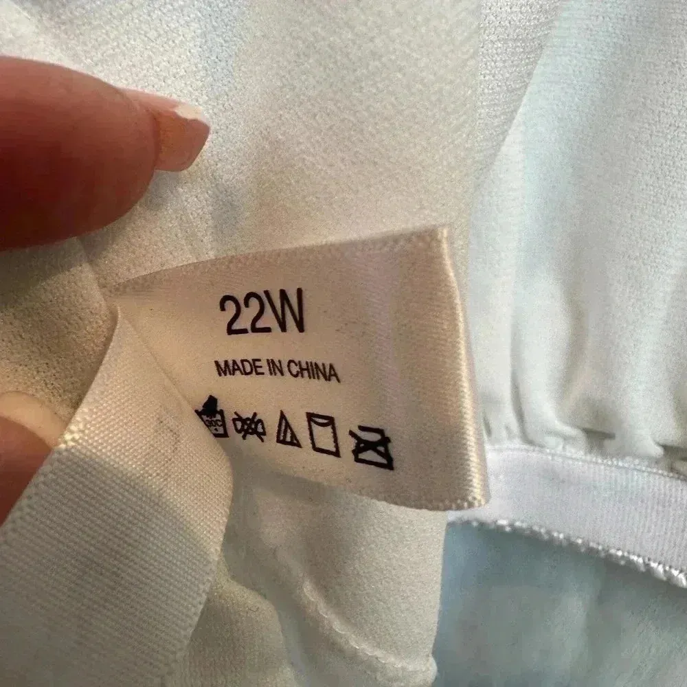 Liz Claiborne | Tropical Floral Tankini Swimsuit Top Size 22W NWOT - Image 8