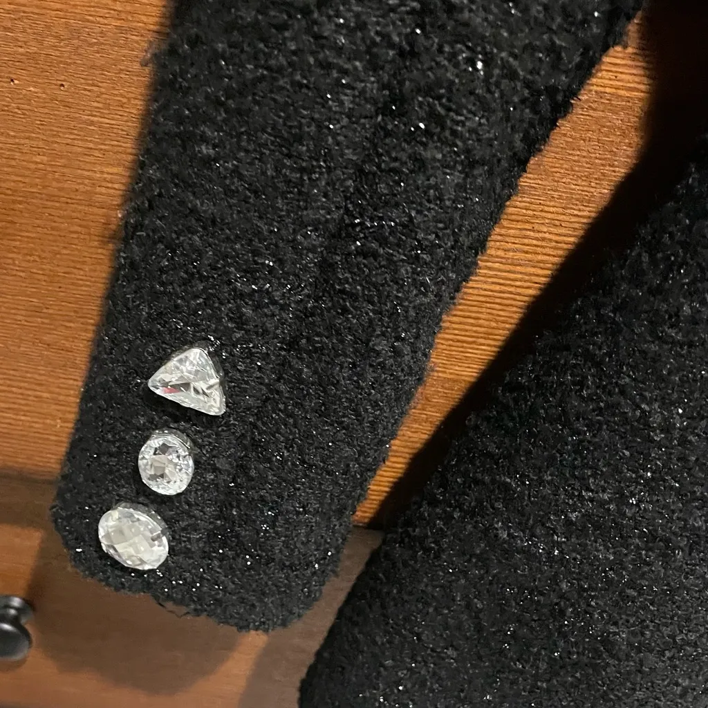 Elegant Black Women's Coat - Image 5