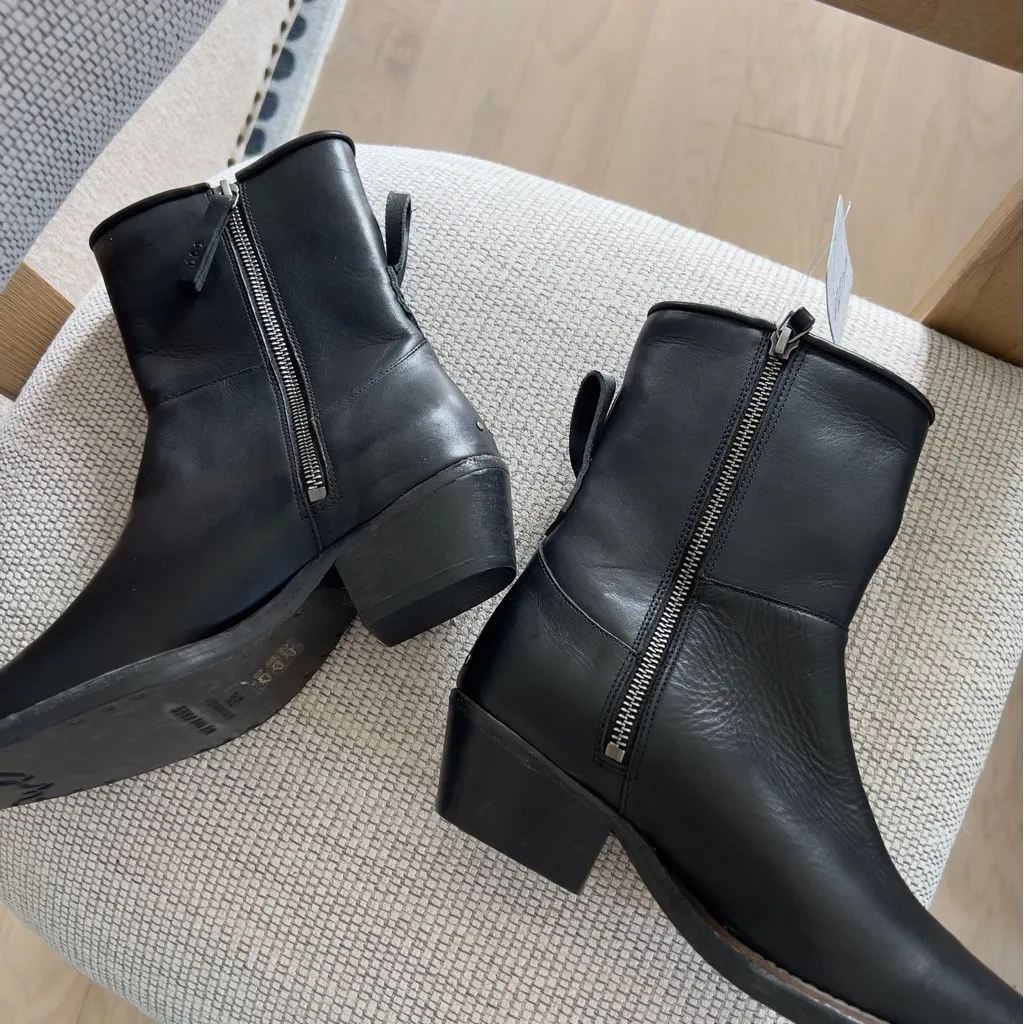 NWT Free People We The Free Axel Leather Ankle Boots Without Harness in Black - Image 8