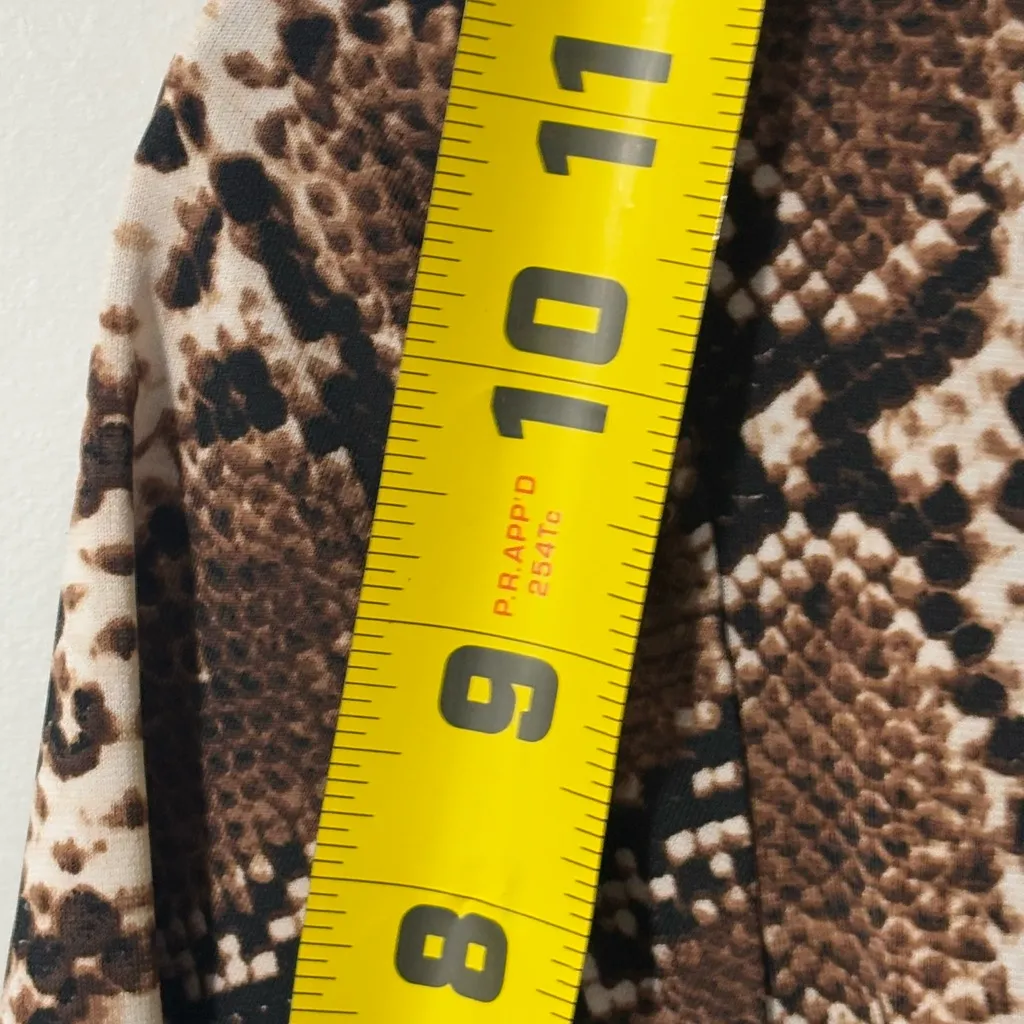 BCBG MAX AZRIA $178 Slinky Stretch Malena Snake True Wrap Dress Small Repile - Image 11