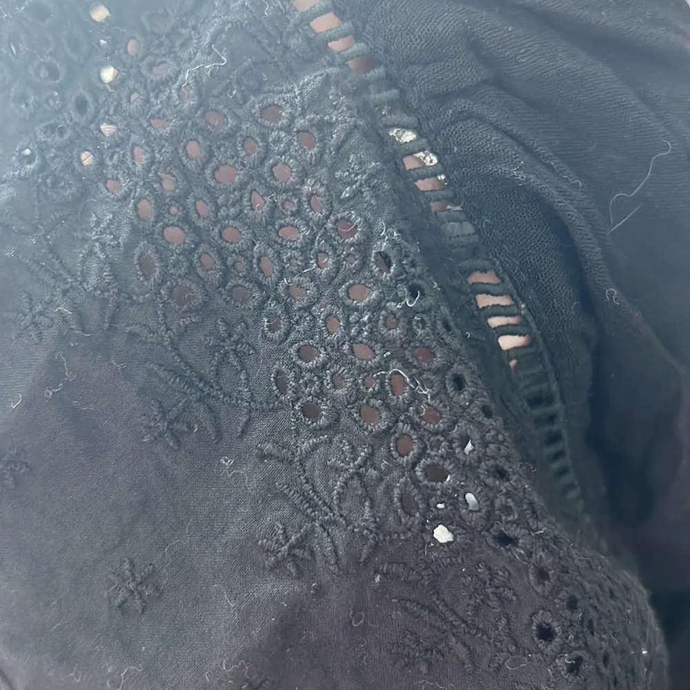 NWT LF seek the label black front tie with eyelet - Image 9