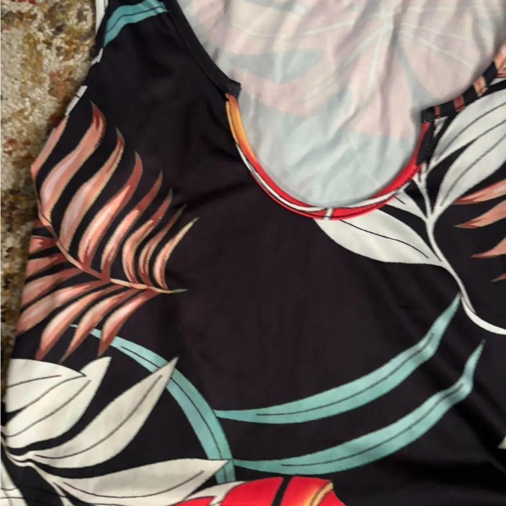 Tropical vacation crop top - Image 2