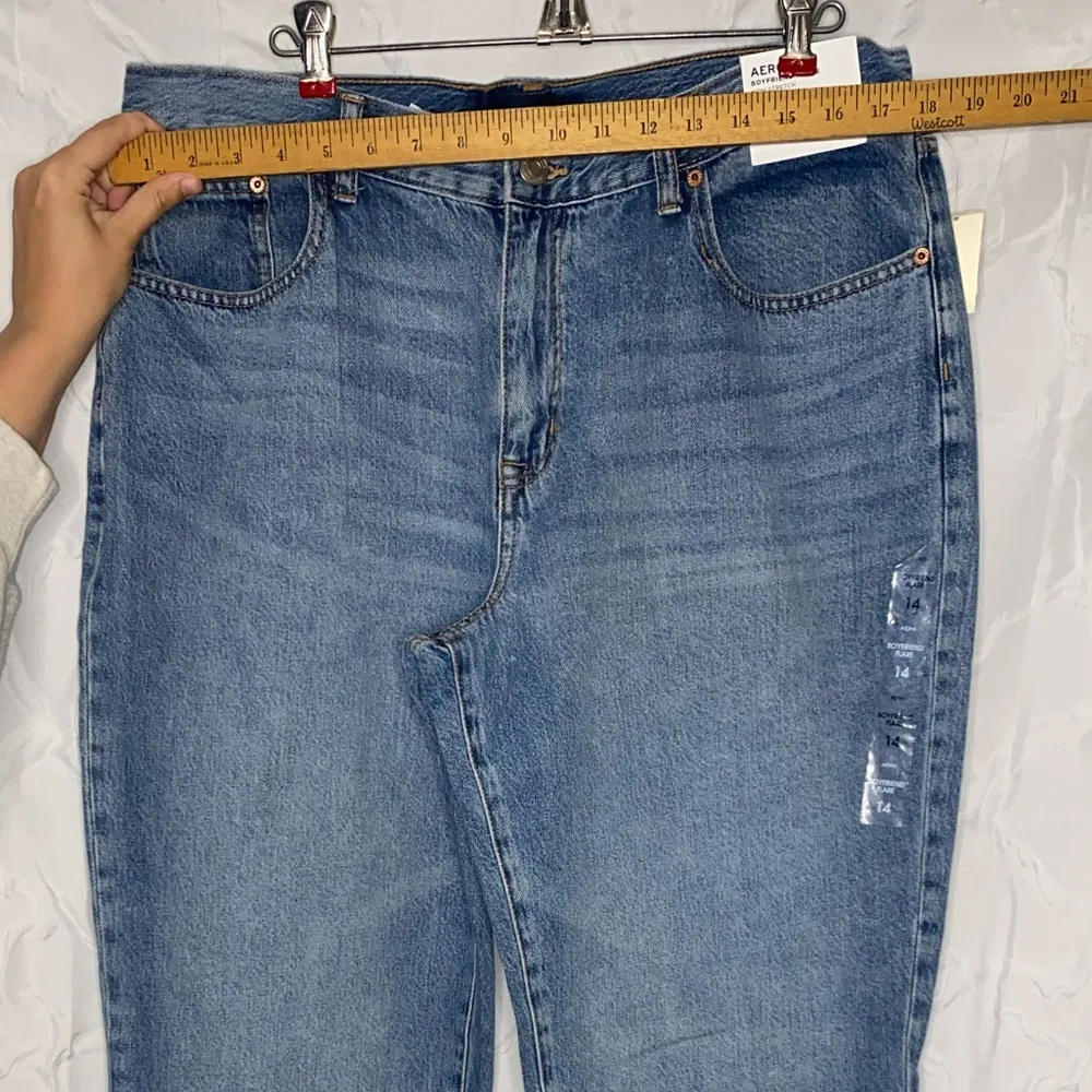 Aeropostale Boyfriend Flare Raw Hem Jeans Medium Wash Women’s Size 14 - Image 4