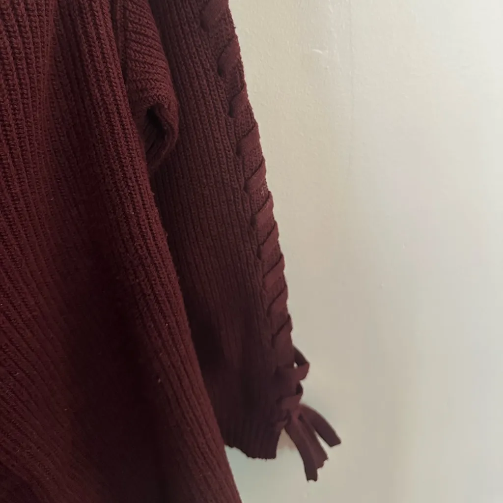 American Eagle Outfitters Maroon Knit Sweater Ribbon knit detail - Image 5