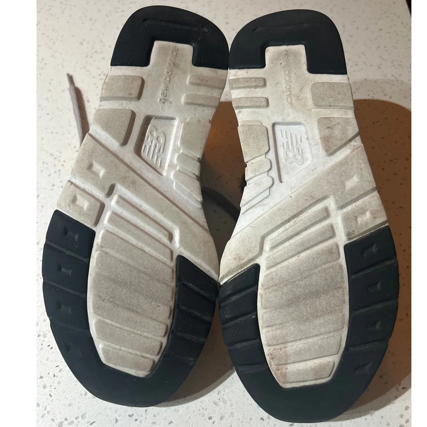 New Balance 997H Gray Sneakers size 8.5 - Image 9