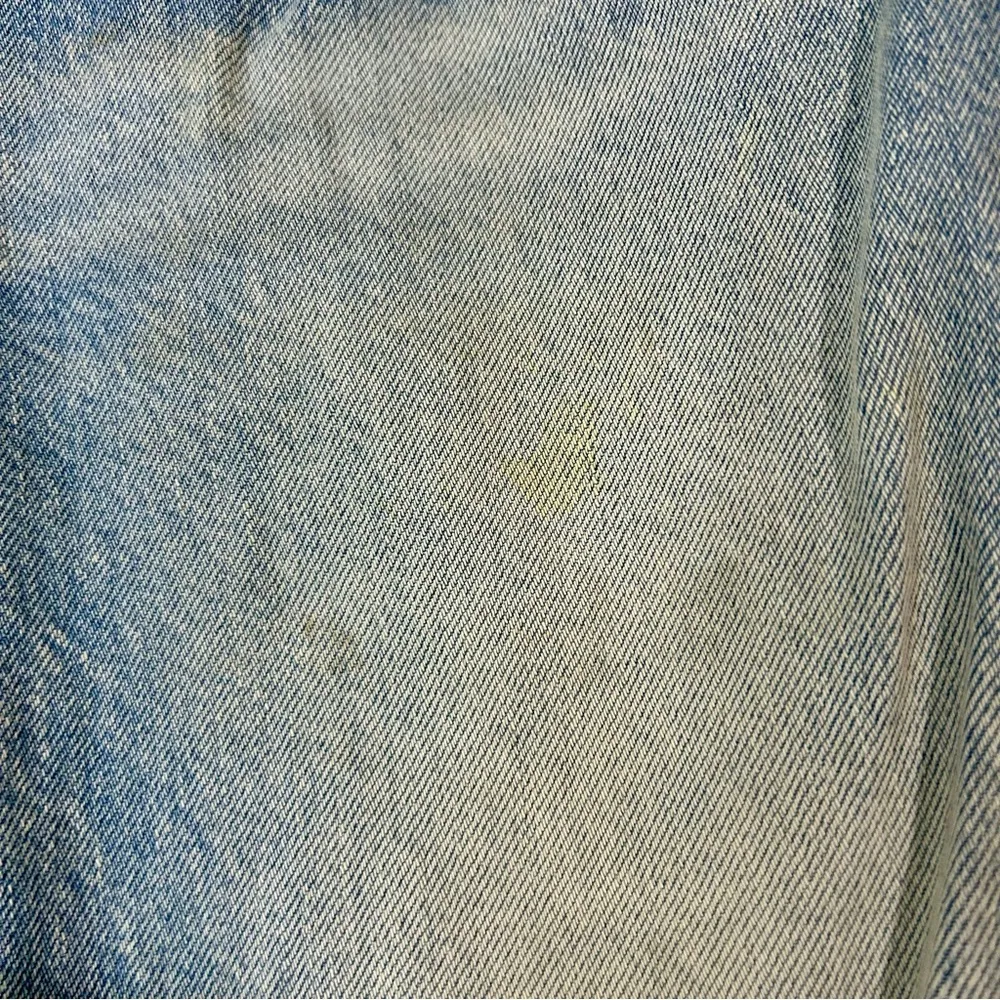 American Eagle Women’s Distressed Mom Jeans Light Blue Wash Size 4 Regular FLAW - Image 10