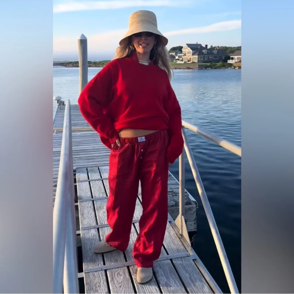 PARKE  Oversized Crewneck Cashmere Sweater Red NWT Valentine’s Day - Image 5