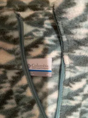 Columbia Fleece Zip Up - Image 4