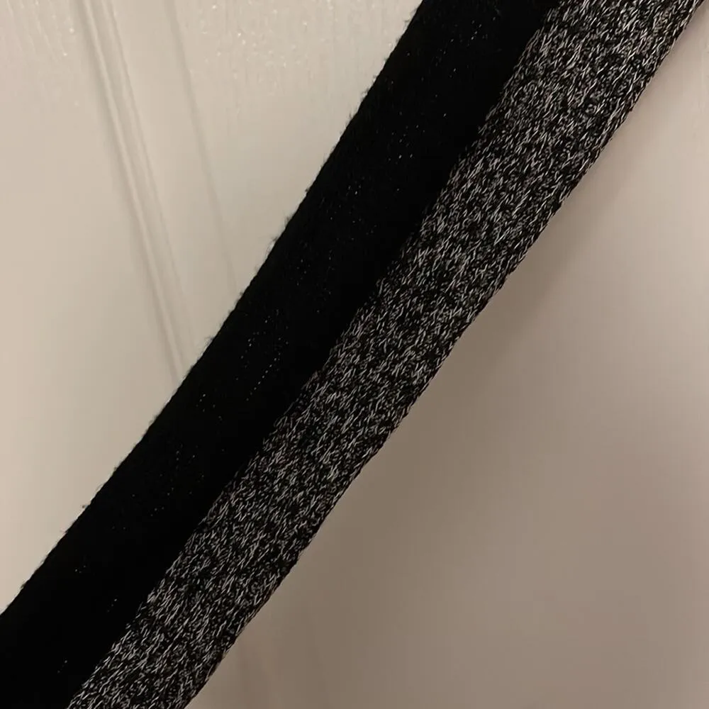 Black and White Cardigan - Image 4