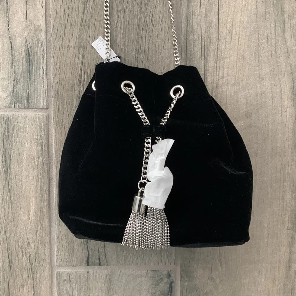 White House black market tassel bag - Image 2