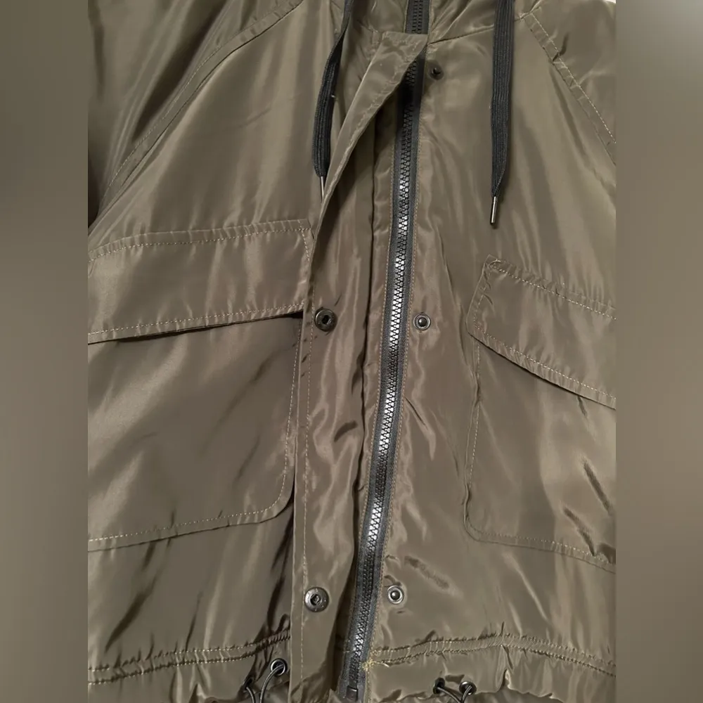 Women’s olive fleece lined jacket with hood - Image 3